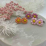 small coloured flower studs